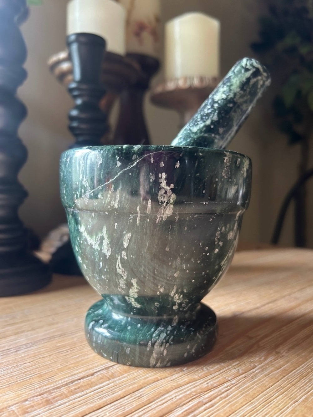 Green Solid Stone Mortar and Pestle